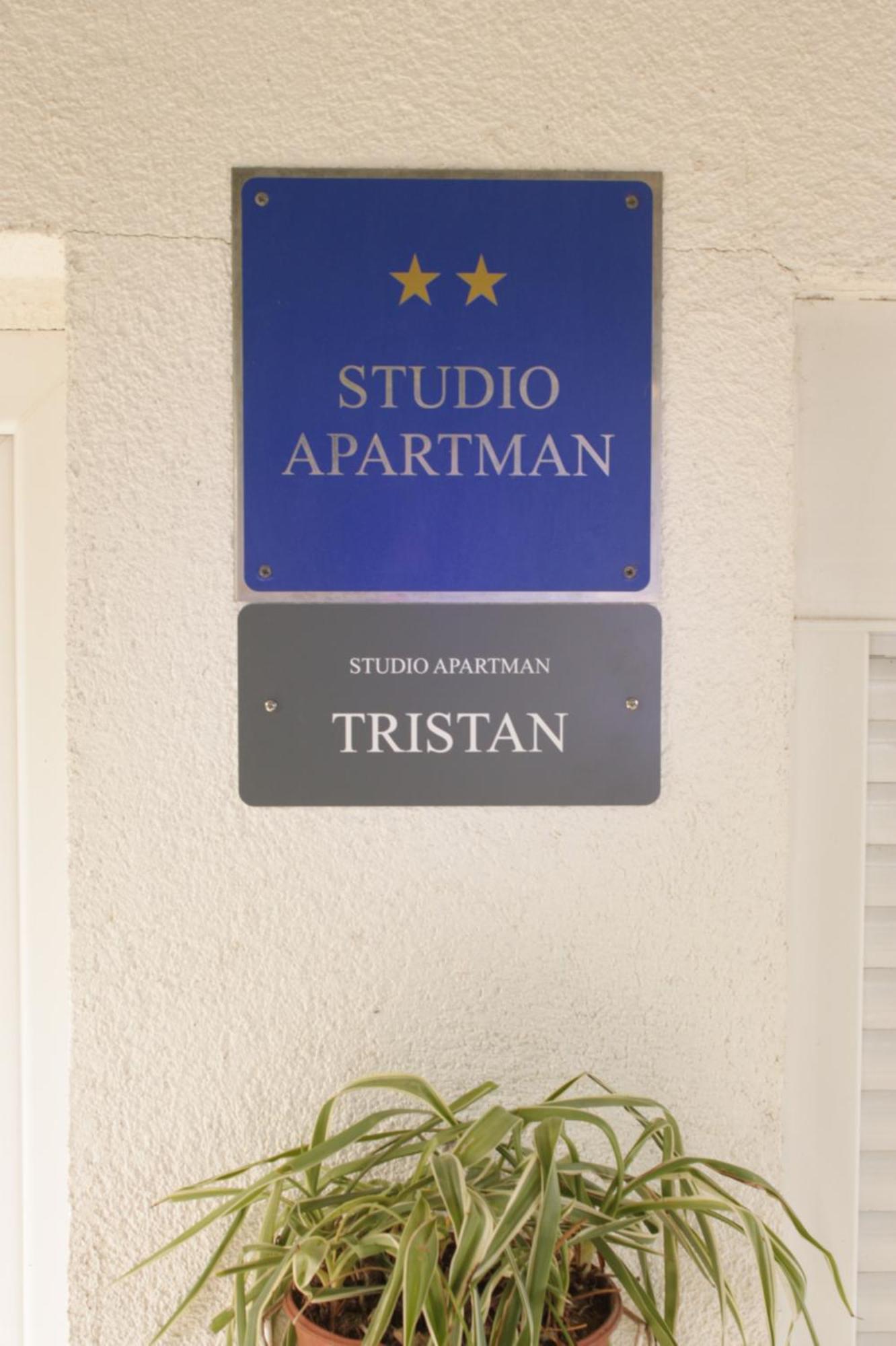 Studio Apartman Tristan 자다르 외부 사진
